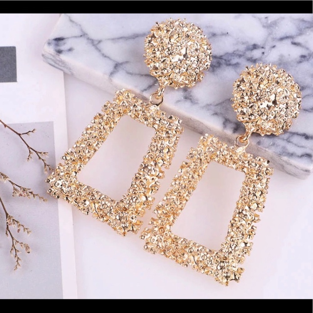 π2 for $25ππHPπGold Bohemian Trendy Earrings - Picture 3 of 5